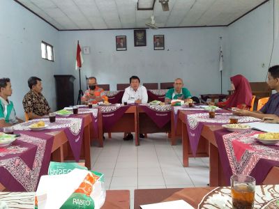 Staff Meeting Peningkatan Kapasitas Perangkat Desa Buayan Tahun 2023